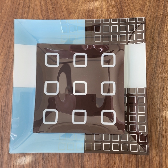 Decorative plates - Picture 1 of 4